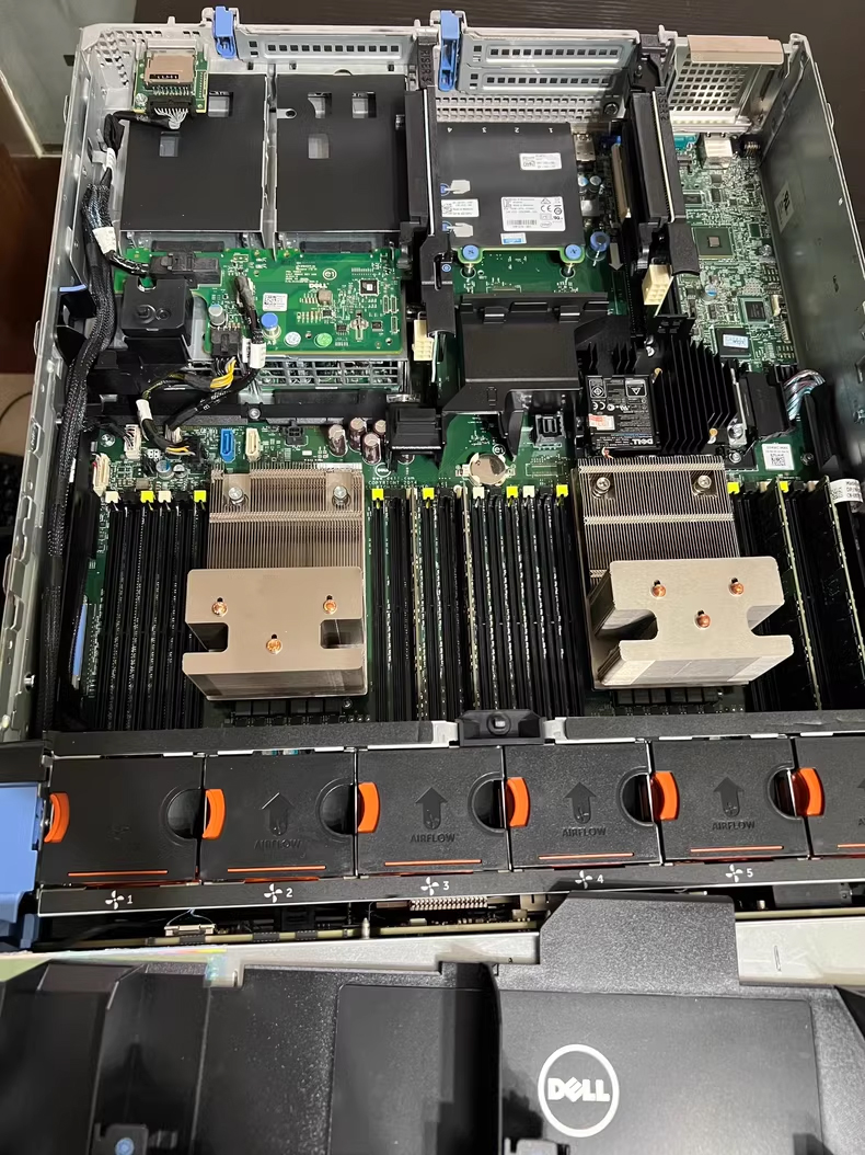 Dell-R730XD-2